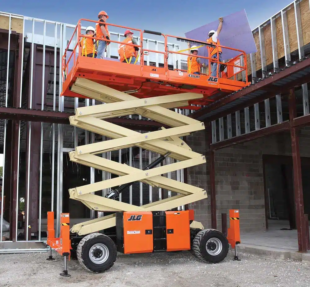 The Role of Scissor Lift Reach Height in Warehousing and Inventory Management