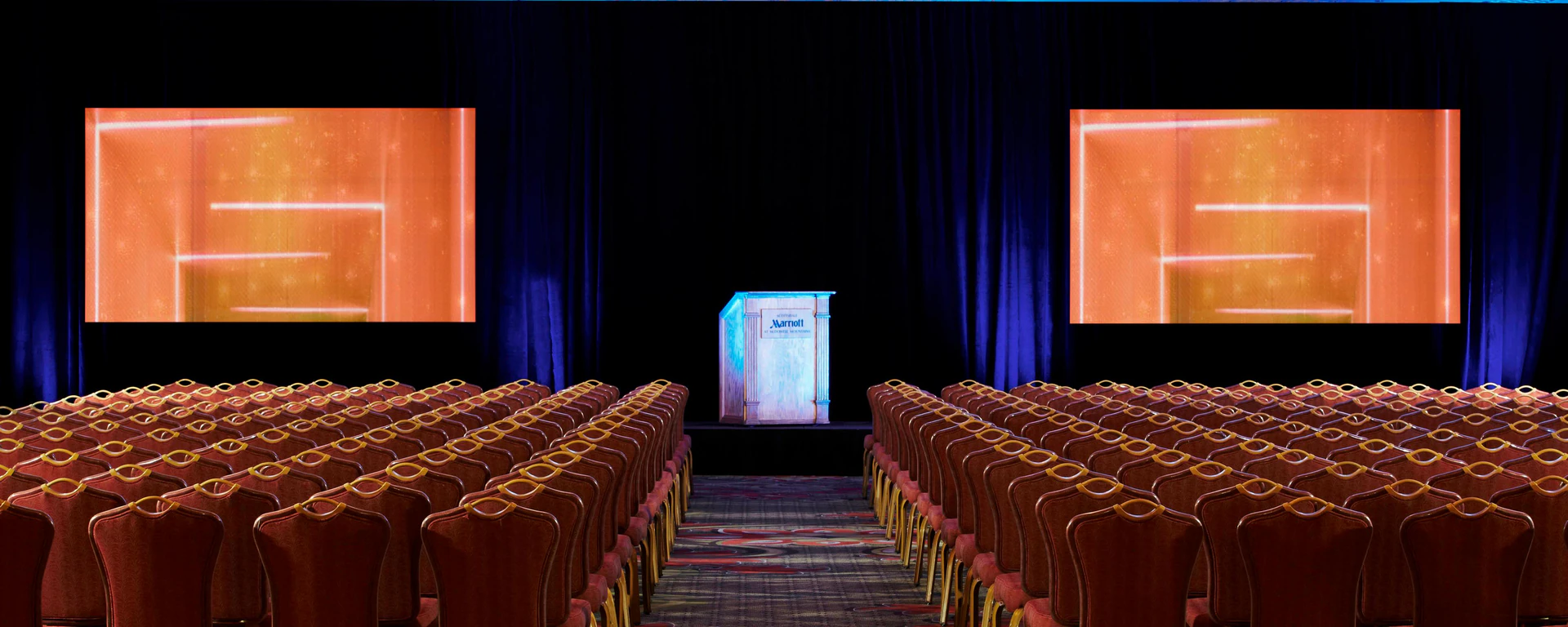 Planning an Event in Scottsdale? Here’s Why You Need a Professional MC